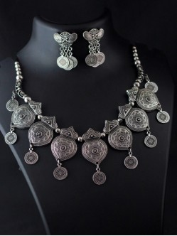 Oxidised-Necklace